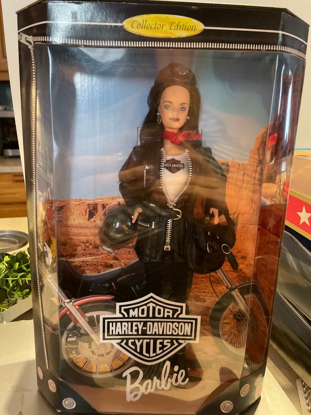 Vintage 1998 Barbie Motor Harley Davidson Cycles Barbie Collector Edition NIB